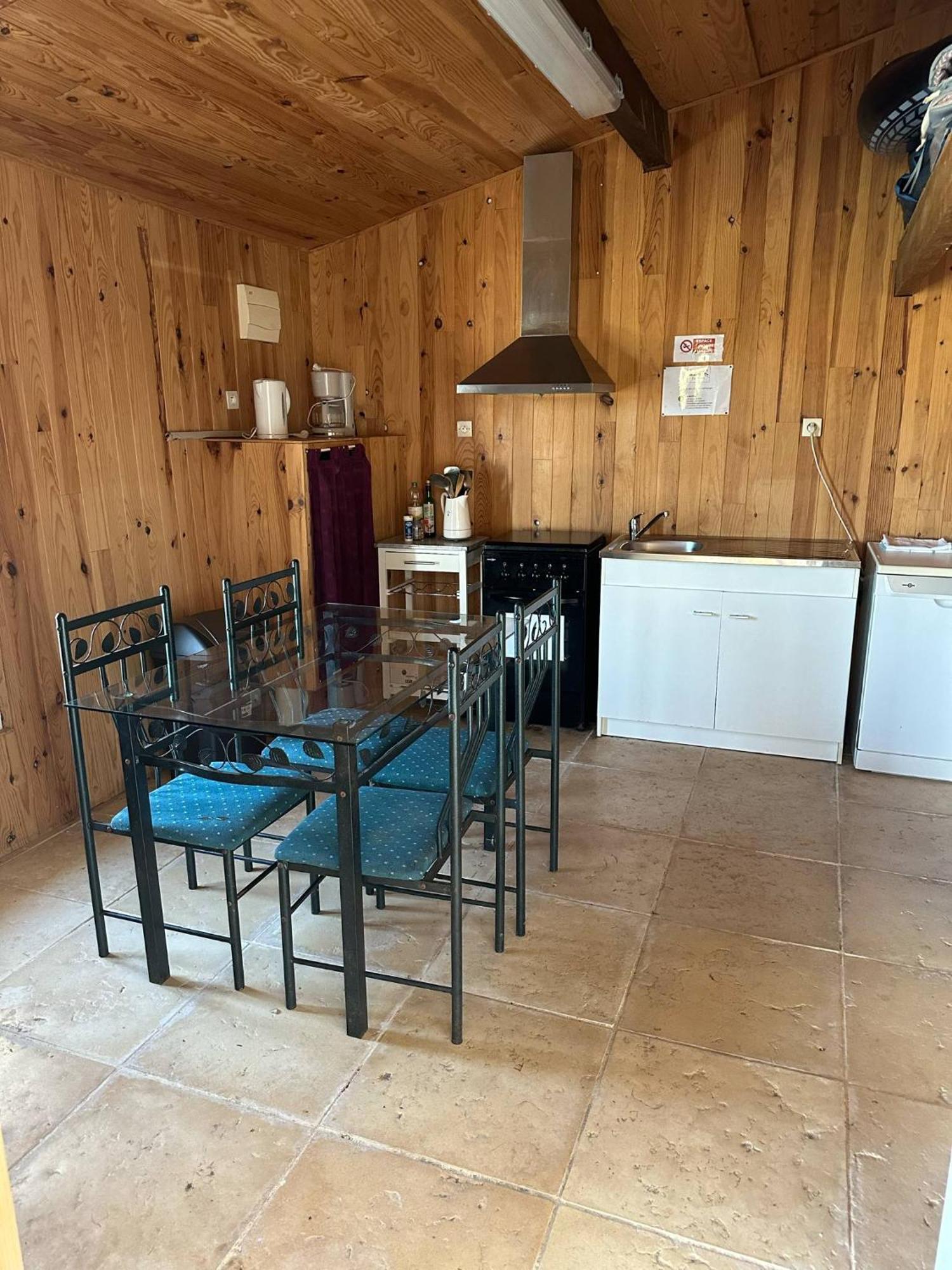 Le Domaine De Laurolie Hotel Gaujacq Bagian luar foto
